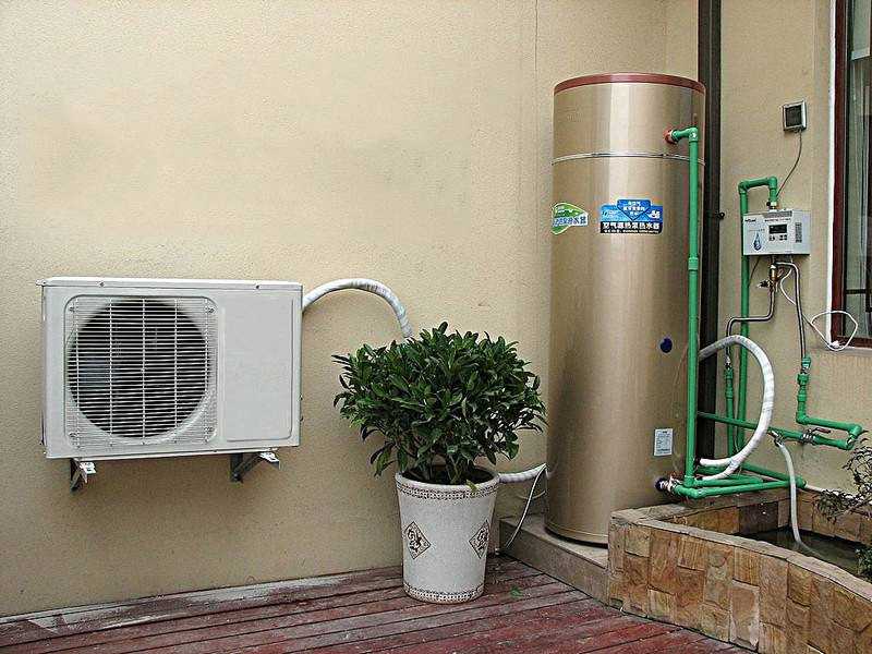 太陽(yáng)能空氣能熱水器