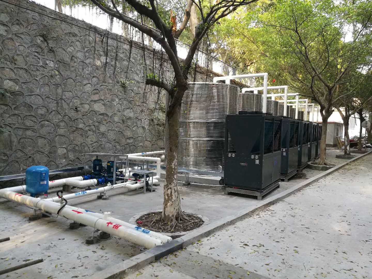 泳池恒溫空氣能熱水器